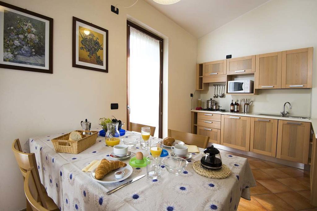 Residence Corte Camaldoli Garda  Dış mekan fotoğraf