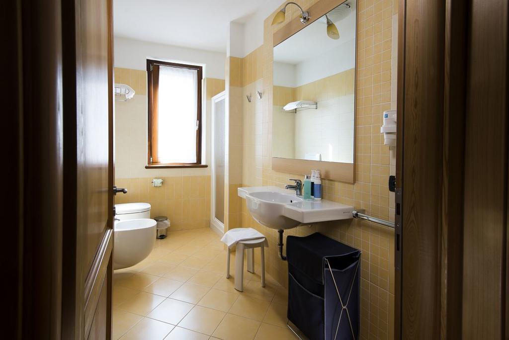 Residence Corte Camaldoli Garda  Dış mekan fotoğraf